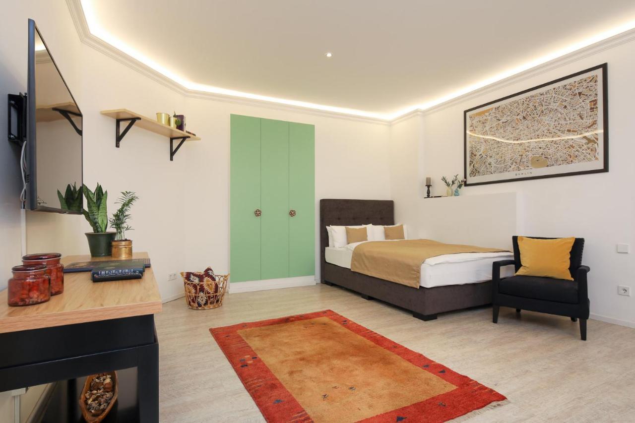 5 Personen Altbau Nahe Kurfuerstendamm - Shakespeare برلين المظهر الخارجي الصورة